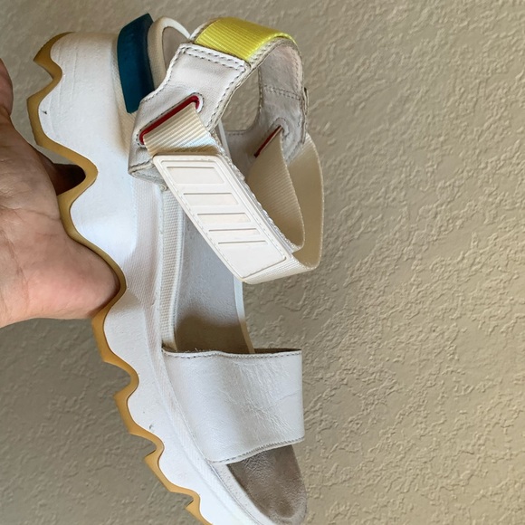 Sorel sandals - Picture 3 of 6